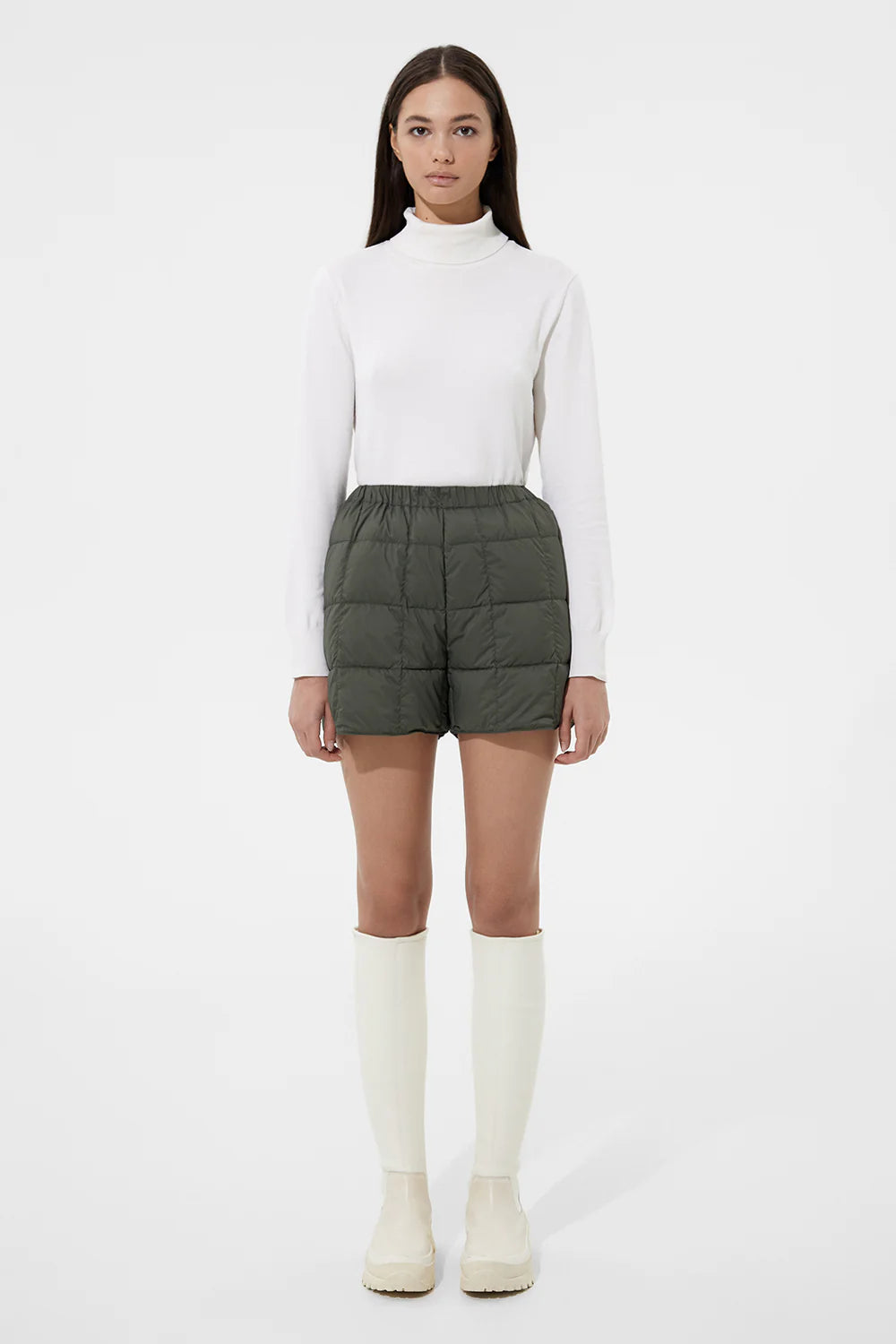 DOWN SHORTS SOFT KHAKI