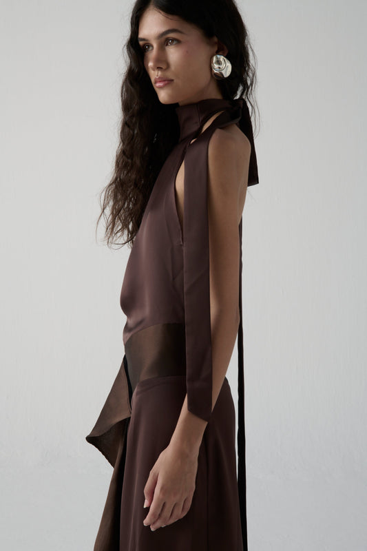 LA EMPERIFOLLÁ DRESS.