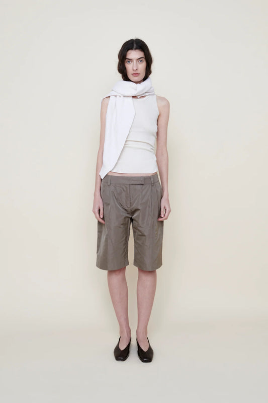 THE TAILORED BERMUDA