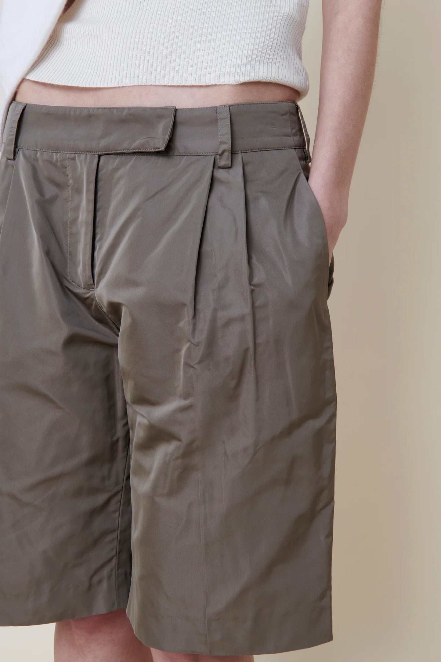 THE TAILORED BERMUDA
