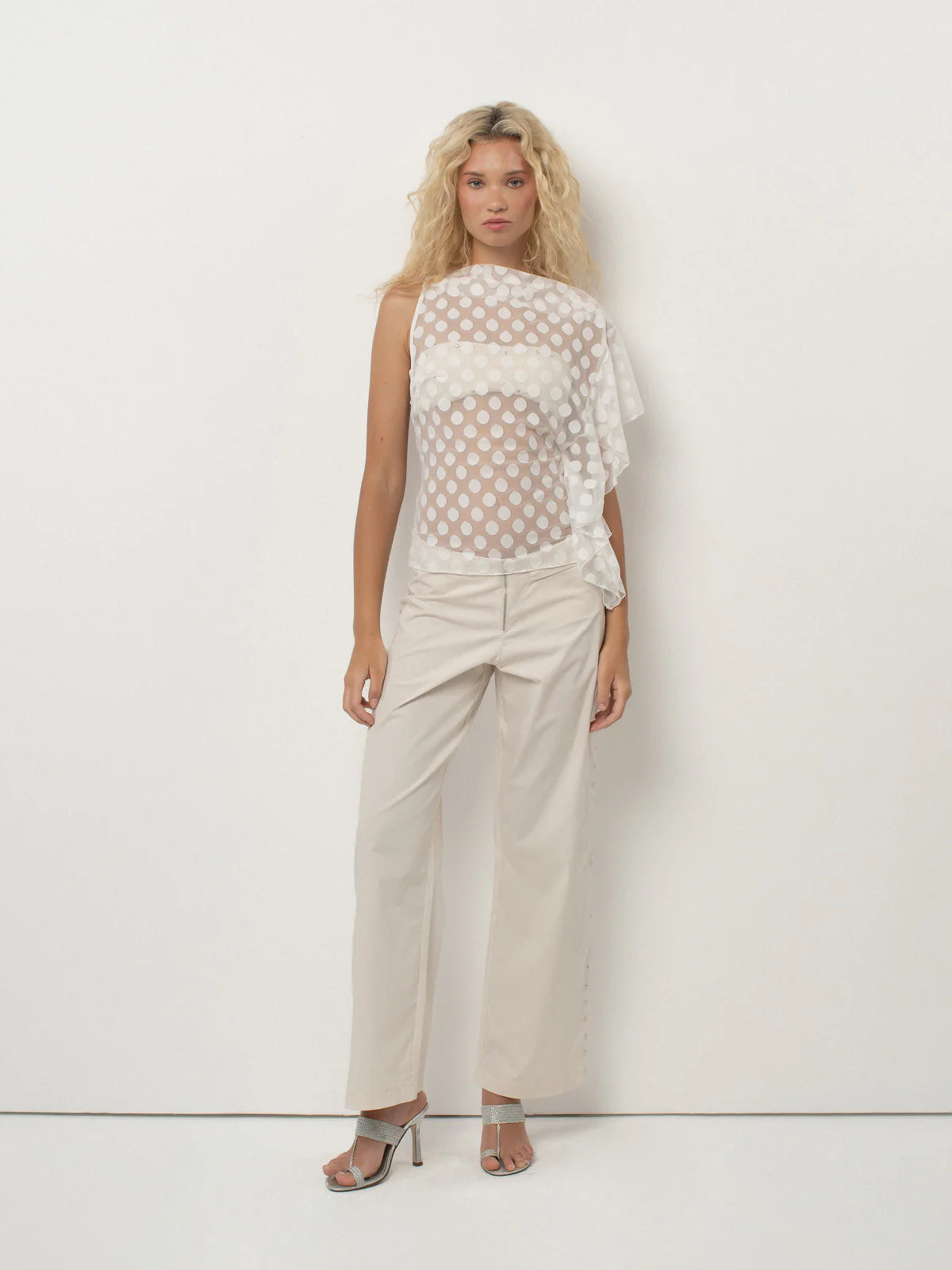 ZEHRA TOP - WHITE POLKA