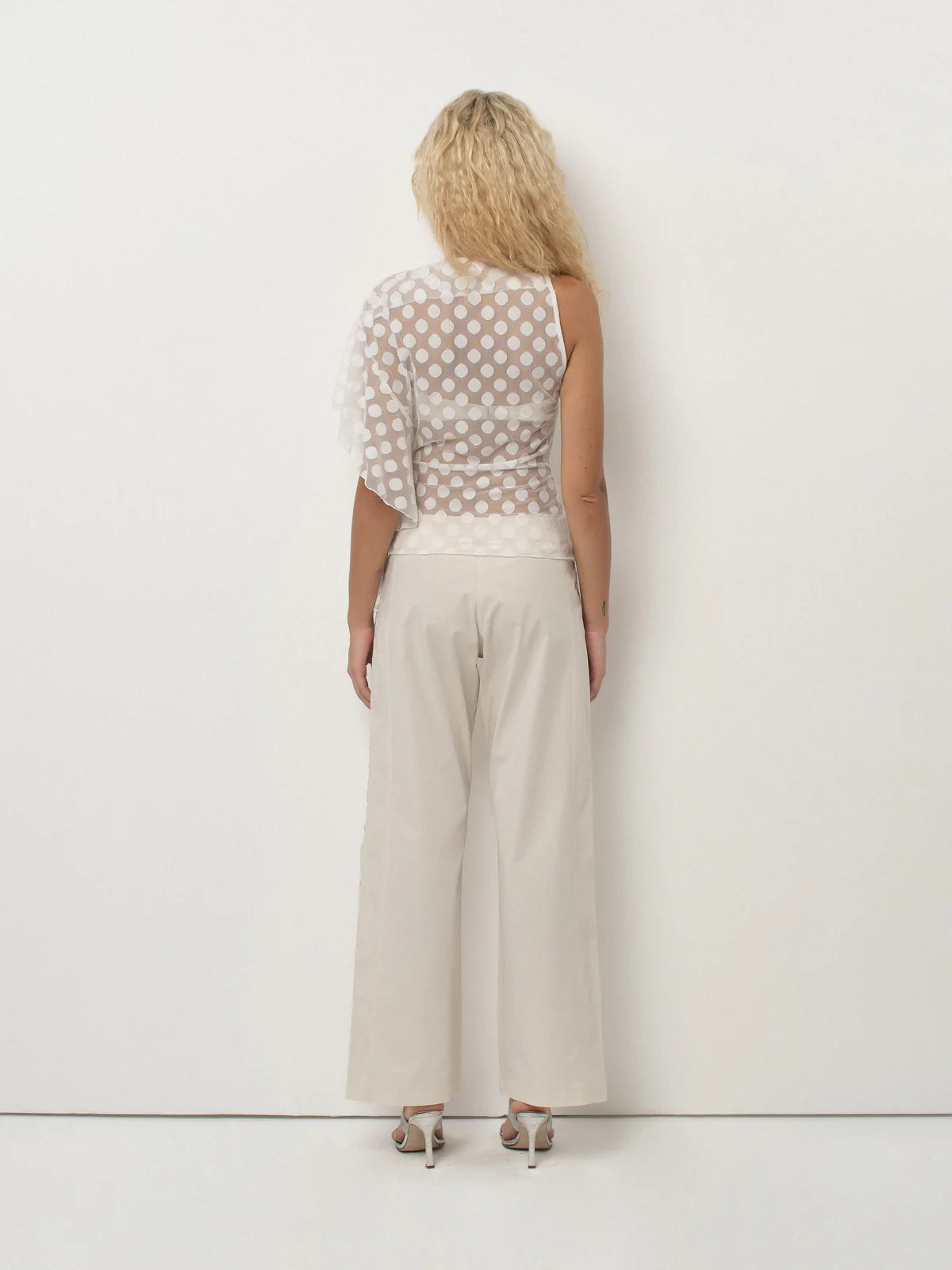 ZEHRA TOP - WHITE POLKA