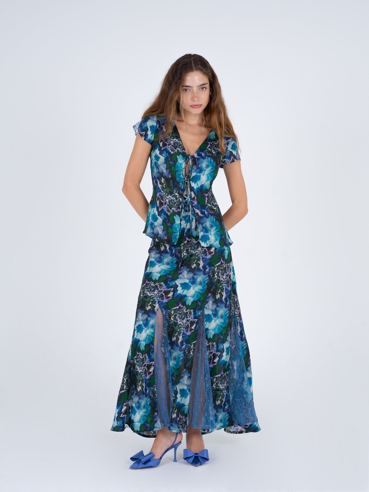 Blue Lotus Flower Print and Lace Skirt falda