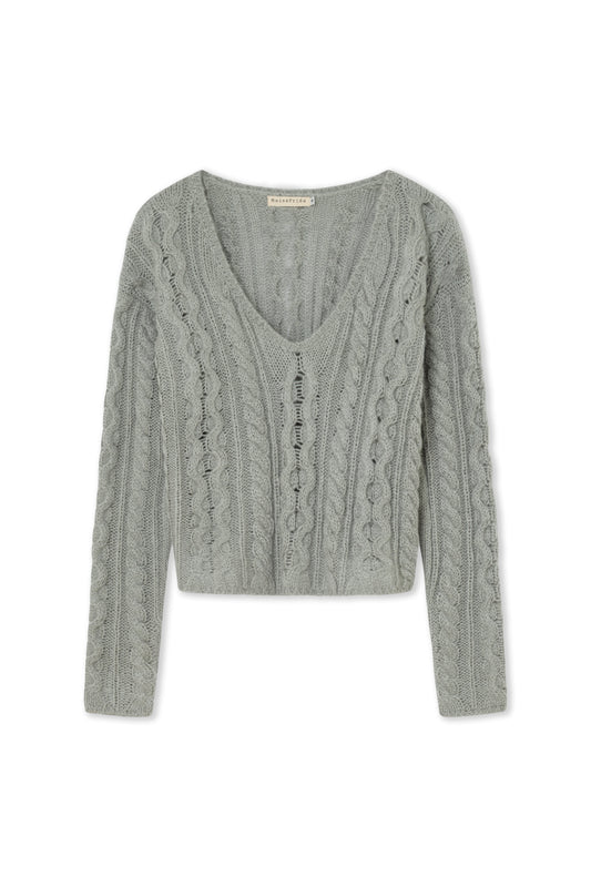 Cable Knit Sweater Gray