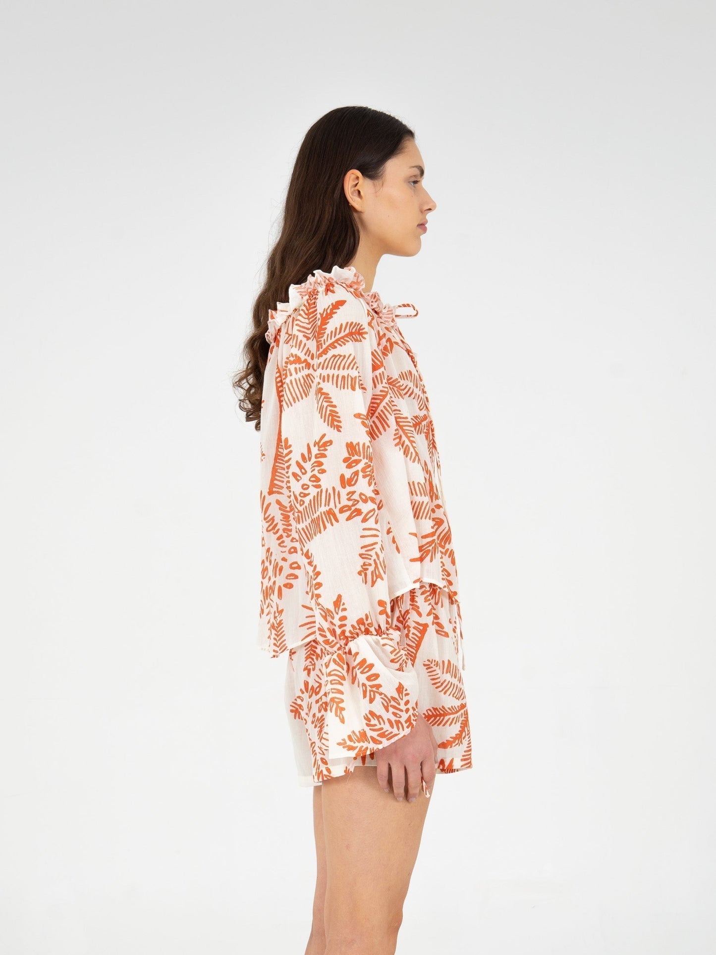 Cyrus Palm-Printed Top camisas y camisetas