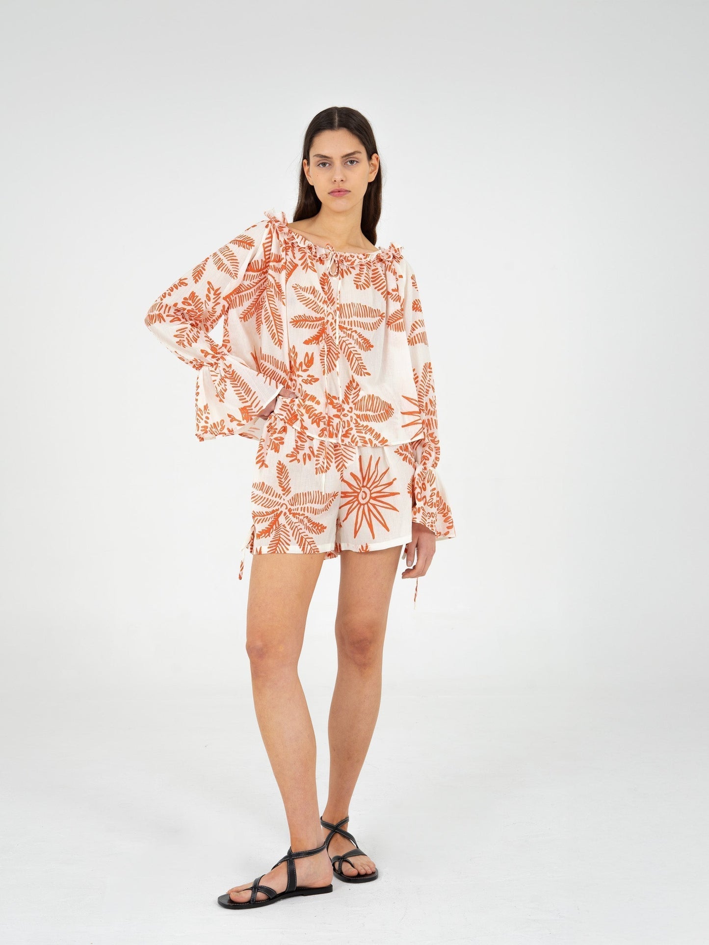 Cyrus Palm-Printed Top camisas y camisetas