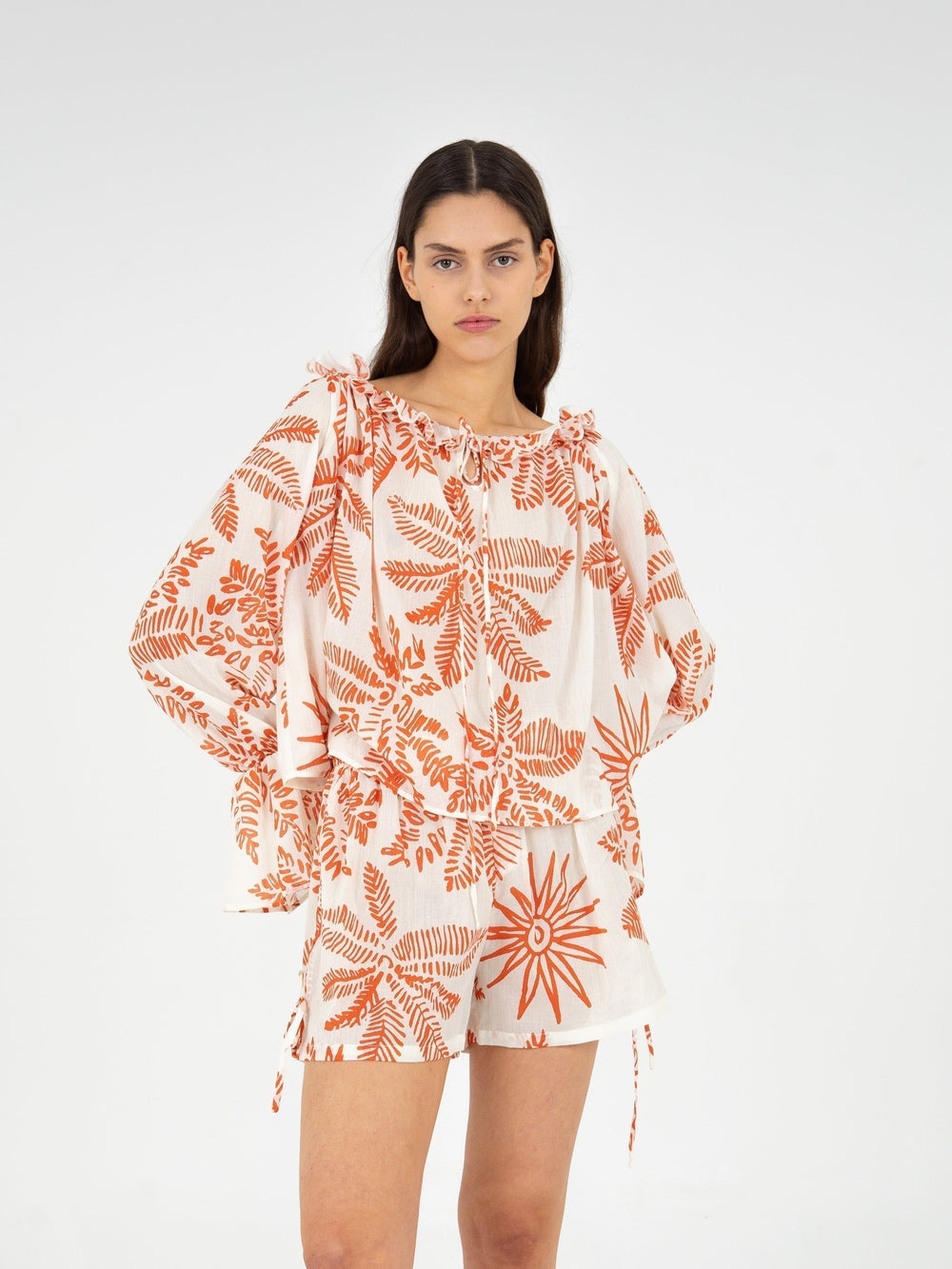Cyrus Palm-Printed Top camisas y camisetas