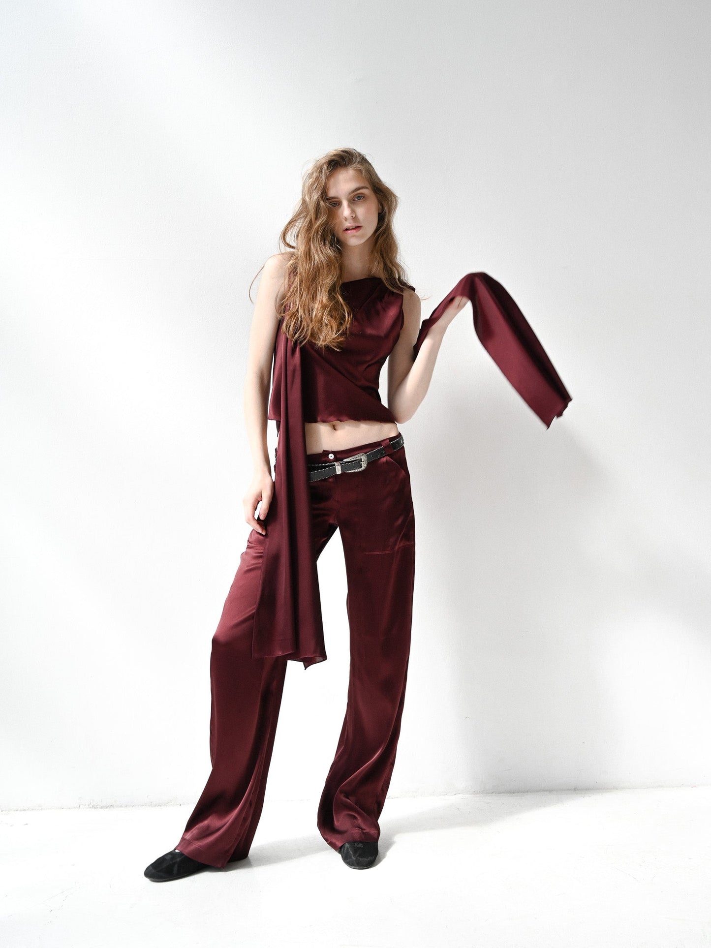 Item 26-0012 / Noa Trousers IV (Burgundy)