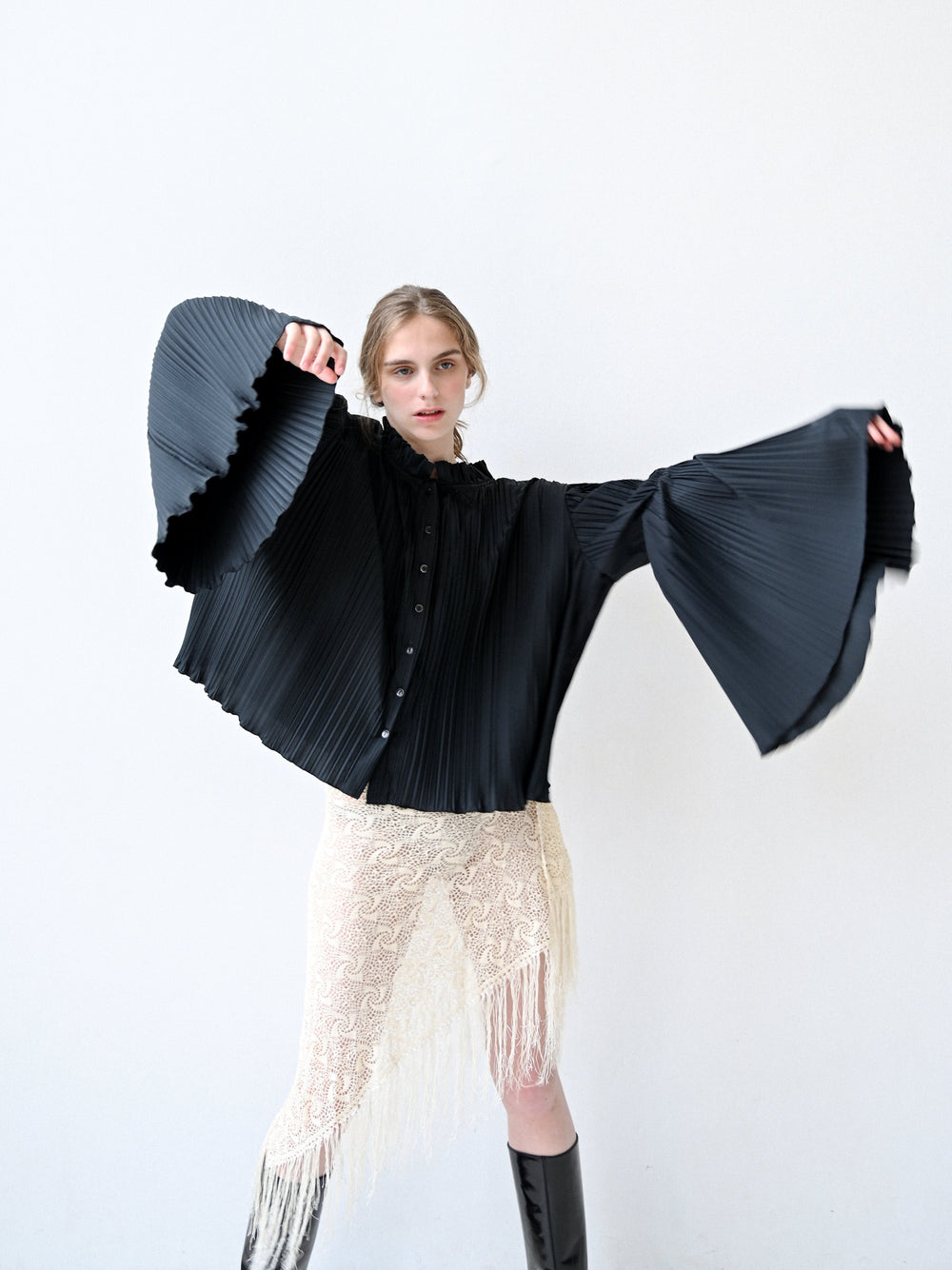 Item 26-009 / Yoko Shirt Plissé II (Navy)