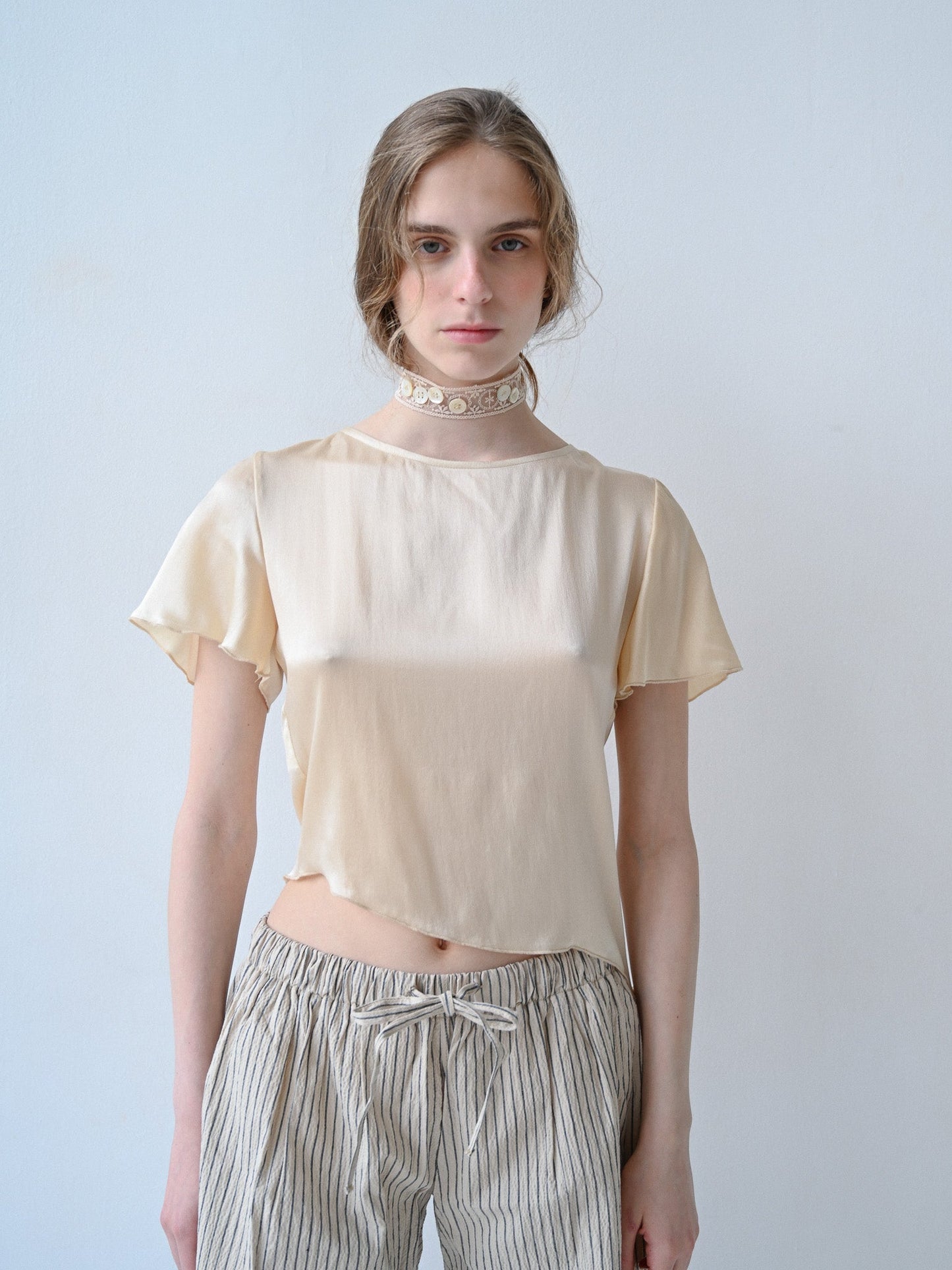 Item 26-010 / Kiara Top III (Ivory)