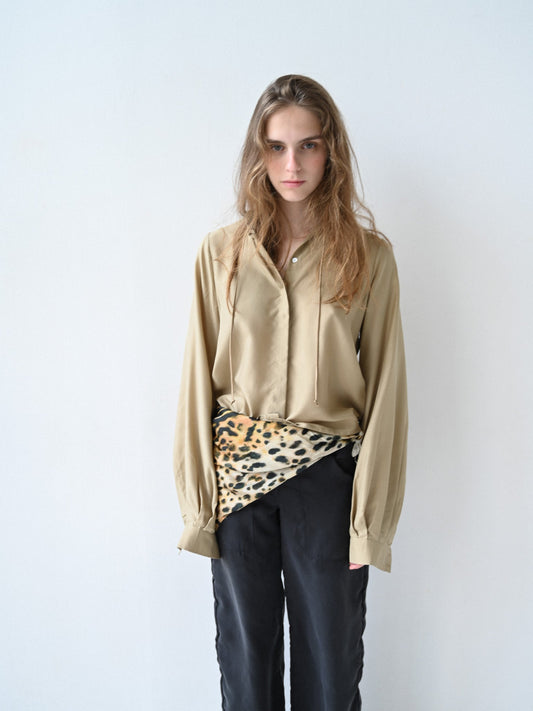 Item 26-008 / Yoko Shirt III (Beige)