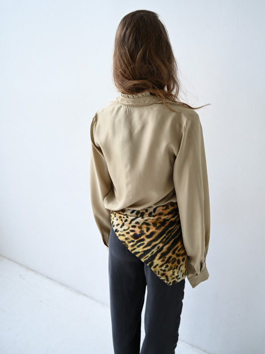 Item 26-008 / Yoko Shirt III (Beige)