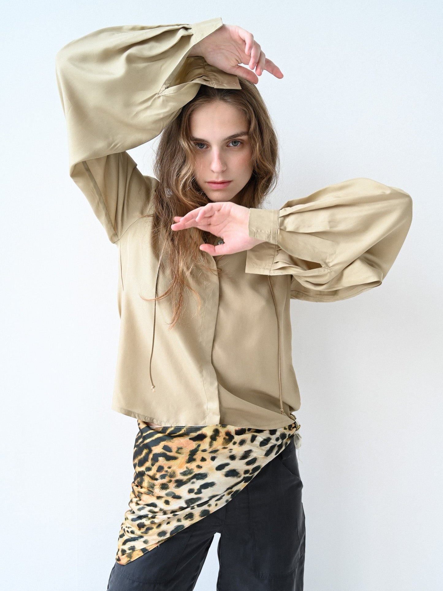 Item 26-008 / Yoko Shirt III (Beige)