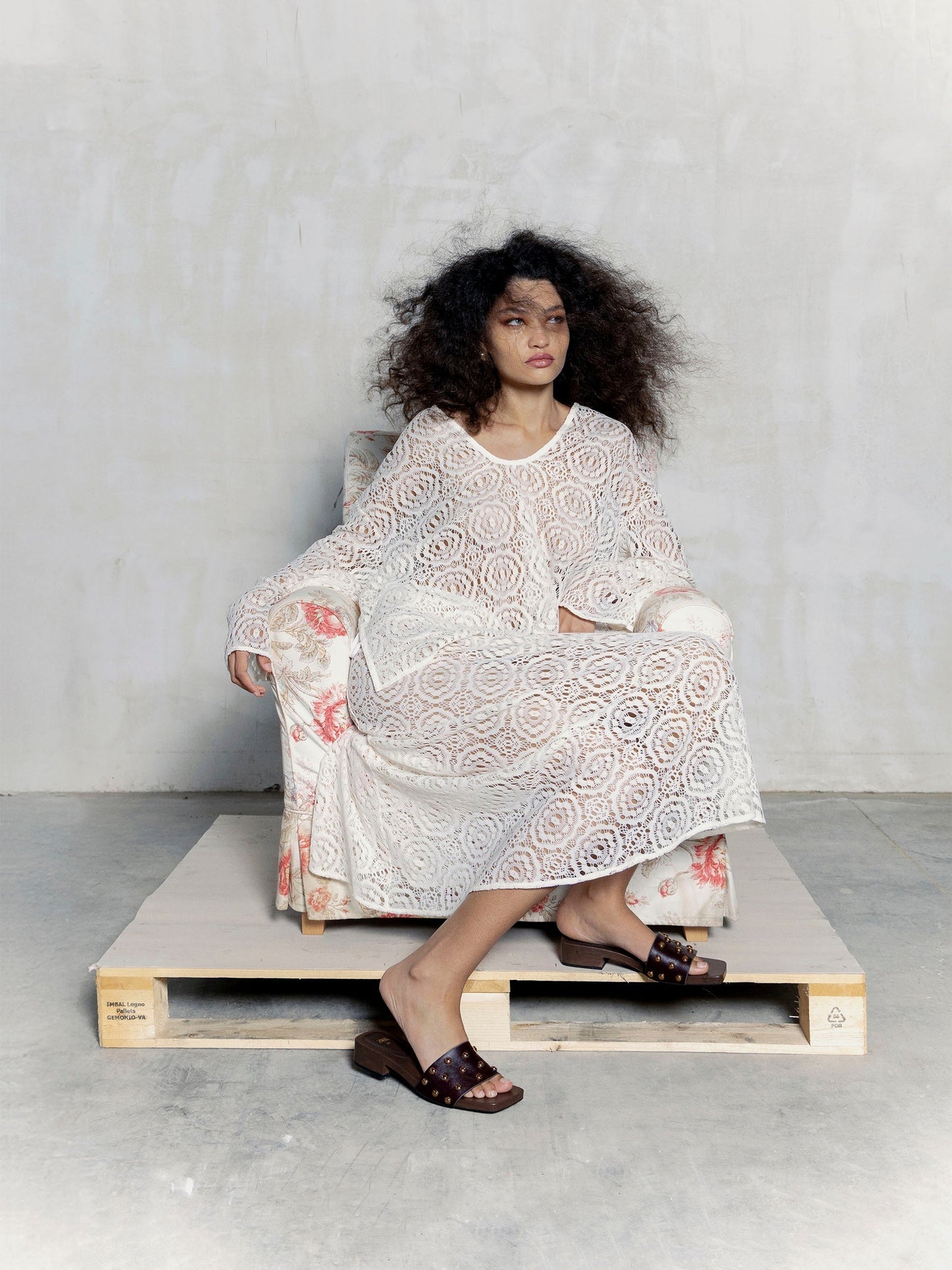 Fertessa White Lace Skirt falda