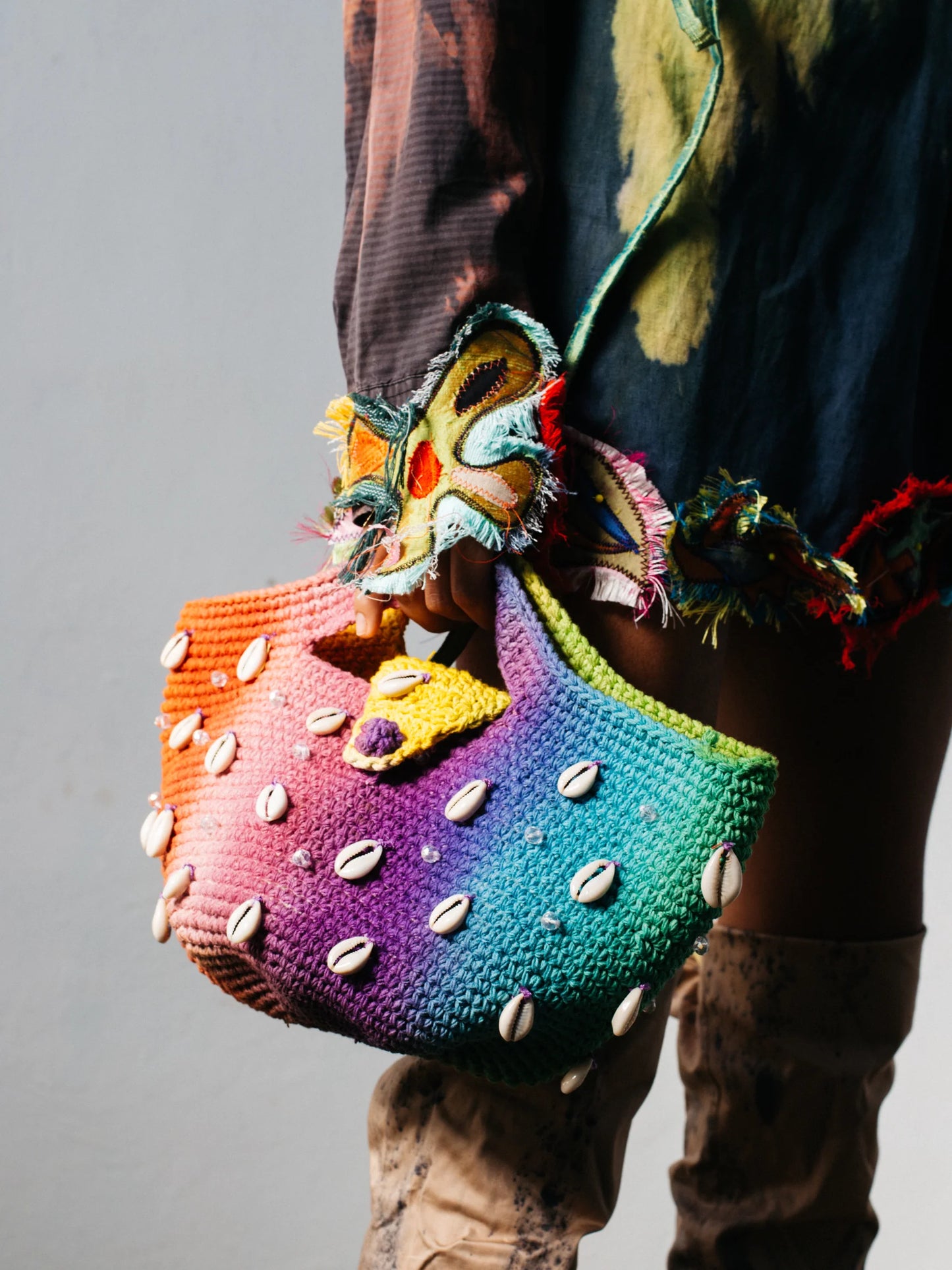 ARAMI CROCHET BAG