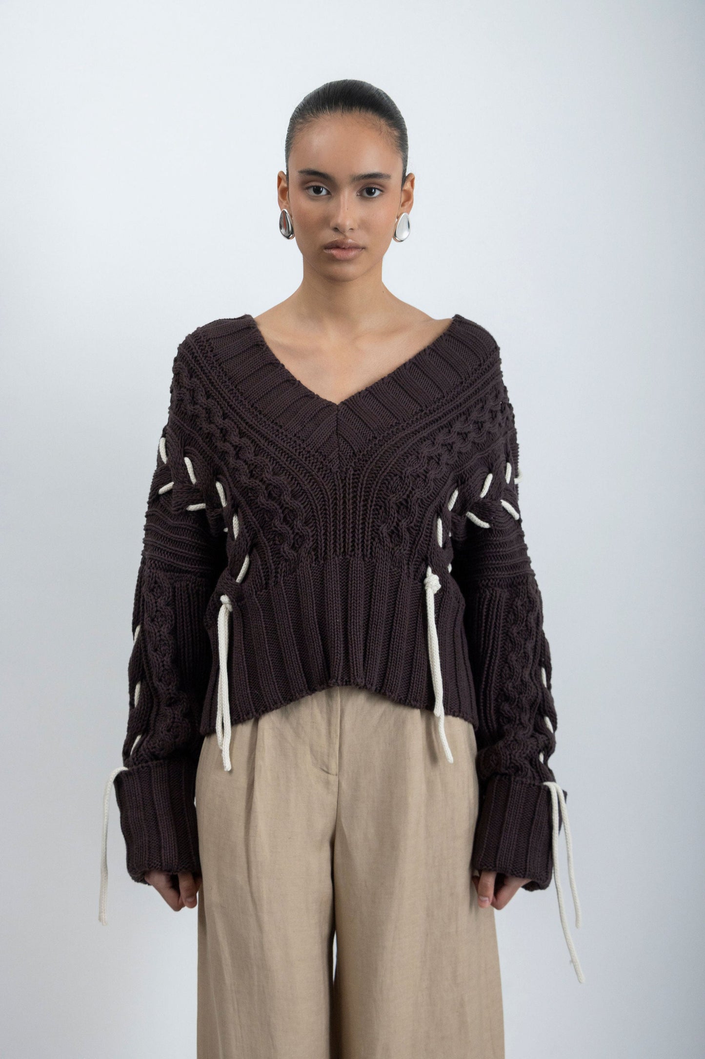 LA ENROLLA SWEATER.