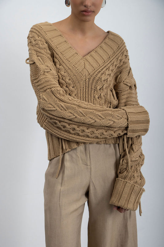 LA ENROLLA SWEATER.