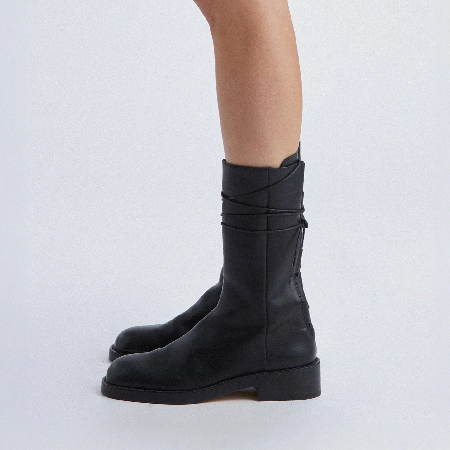 Lace Up Boot Sei