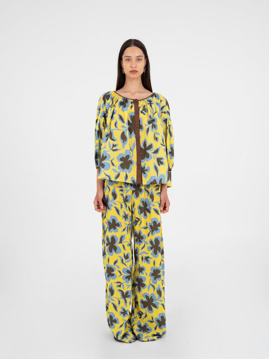 Lagoon Yellow Floral Print Top camisas y camisetas