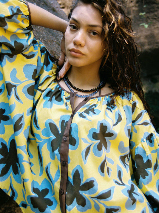 Lagoon Yellow Floral Print Top camisas y camisetas