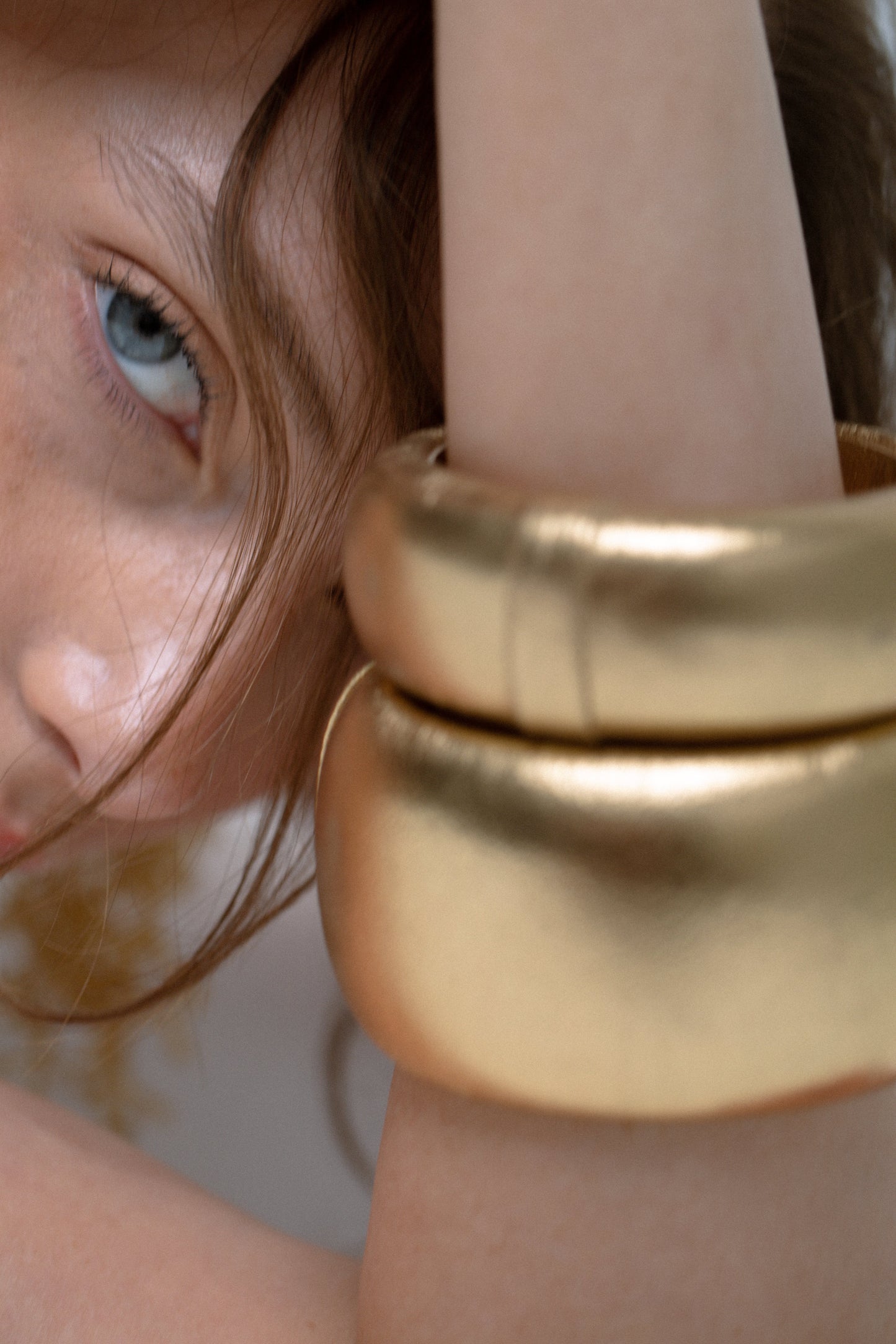 Leather Chunk Bracelet Gold