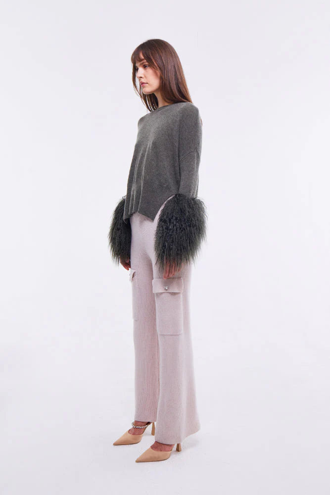 Round Neck Sweater with Shearling Cuffs in Army