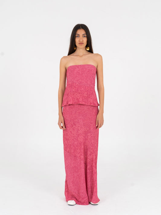 Peony skirt camisas y camisetas