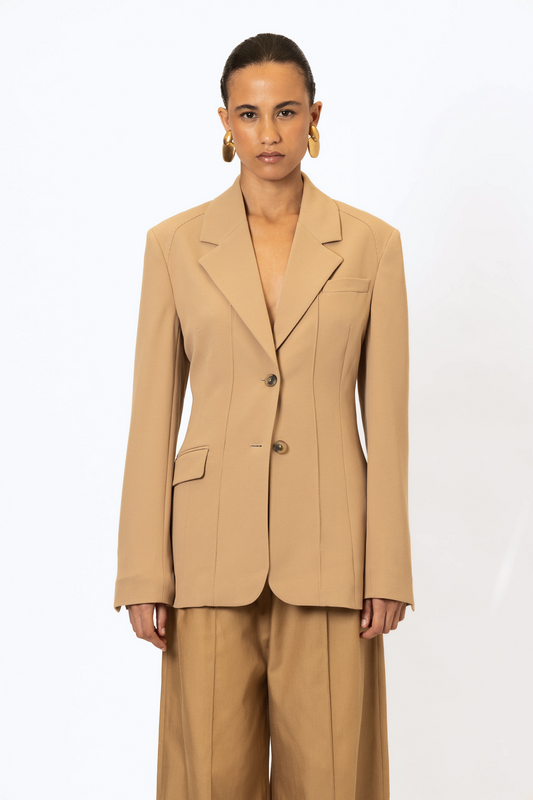LA EJECUTIVA BLAZER.