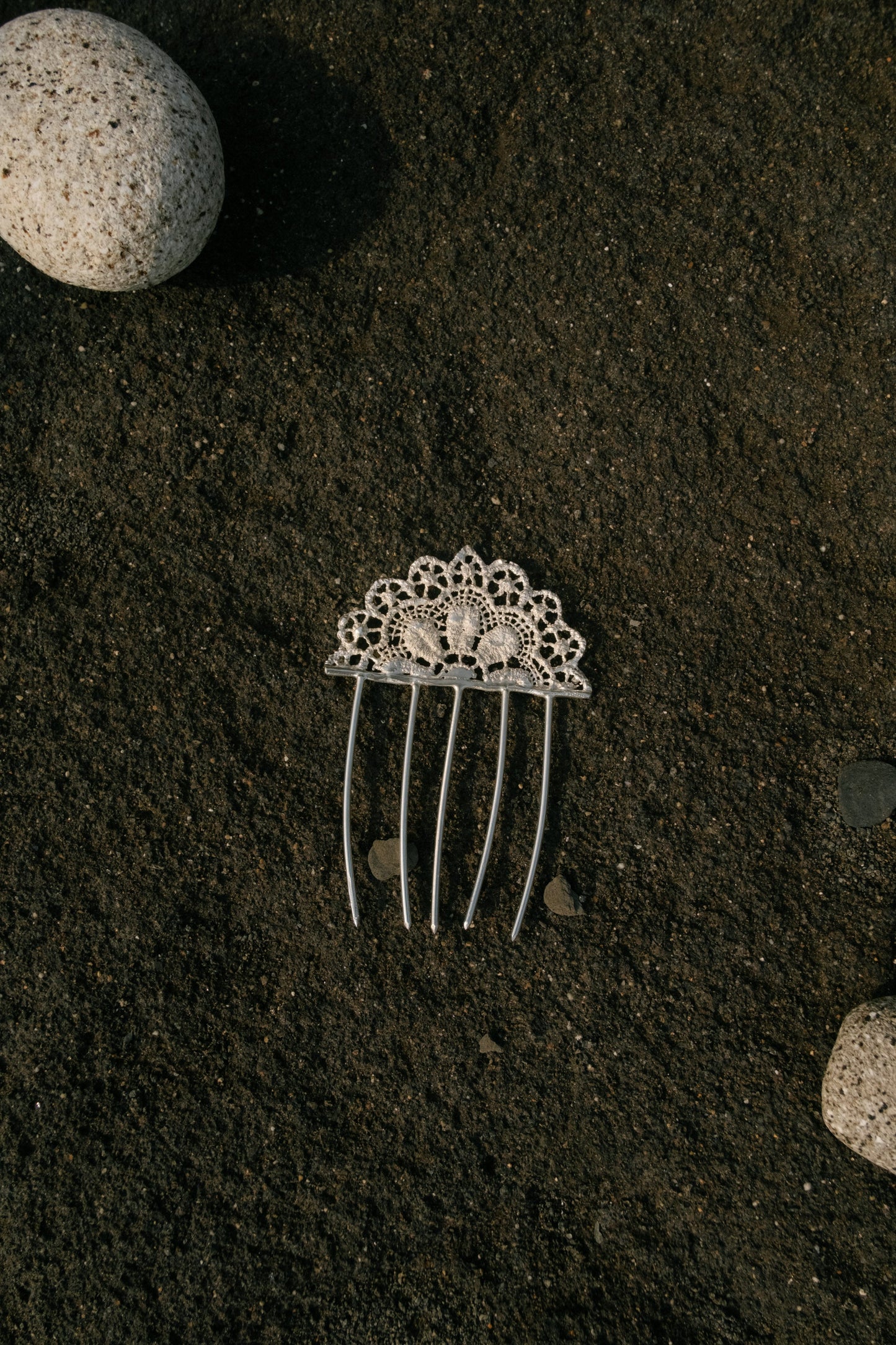 The Silver Spanish Comb