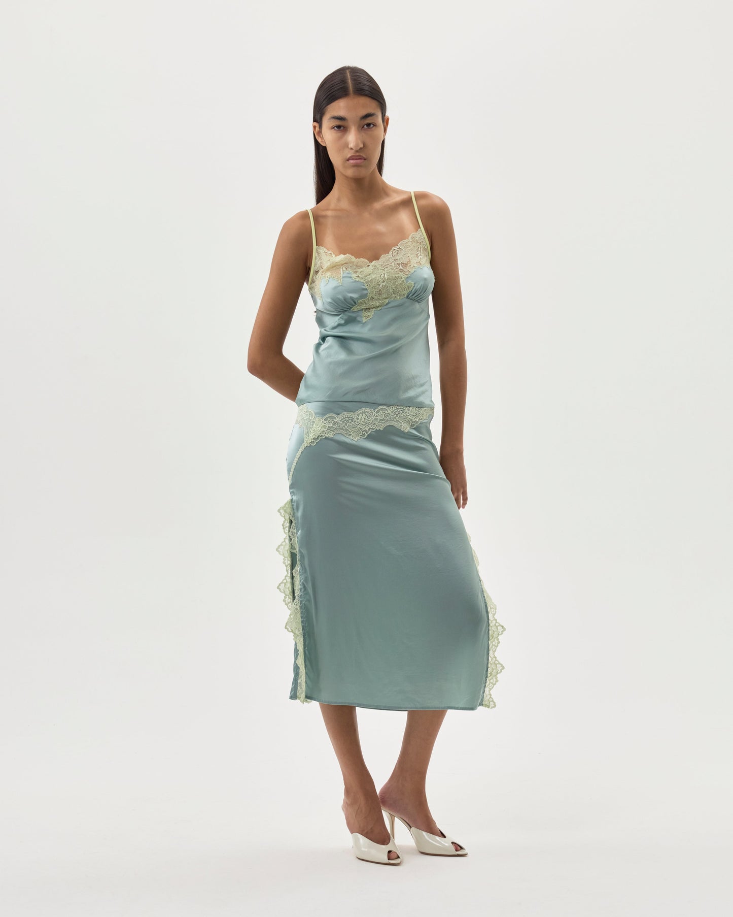 ATTITUDE MIDI SKIRT