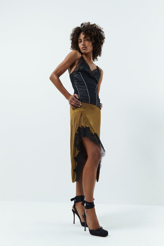 SIGNATURE LACE SKIRT