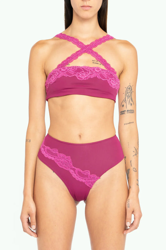 BIKINI PANTIE WITH LACE DETAIL