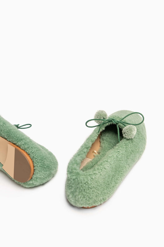 Lulu Shearling Slippers in Green