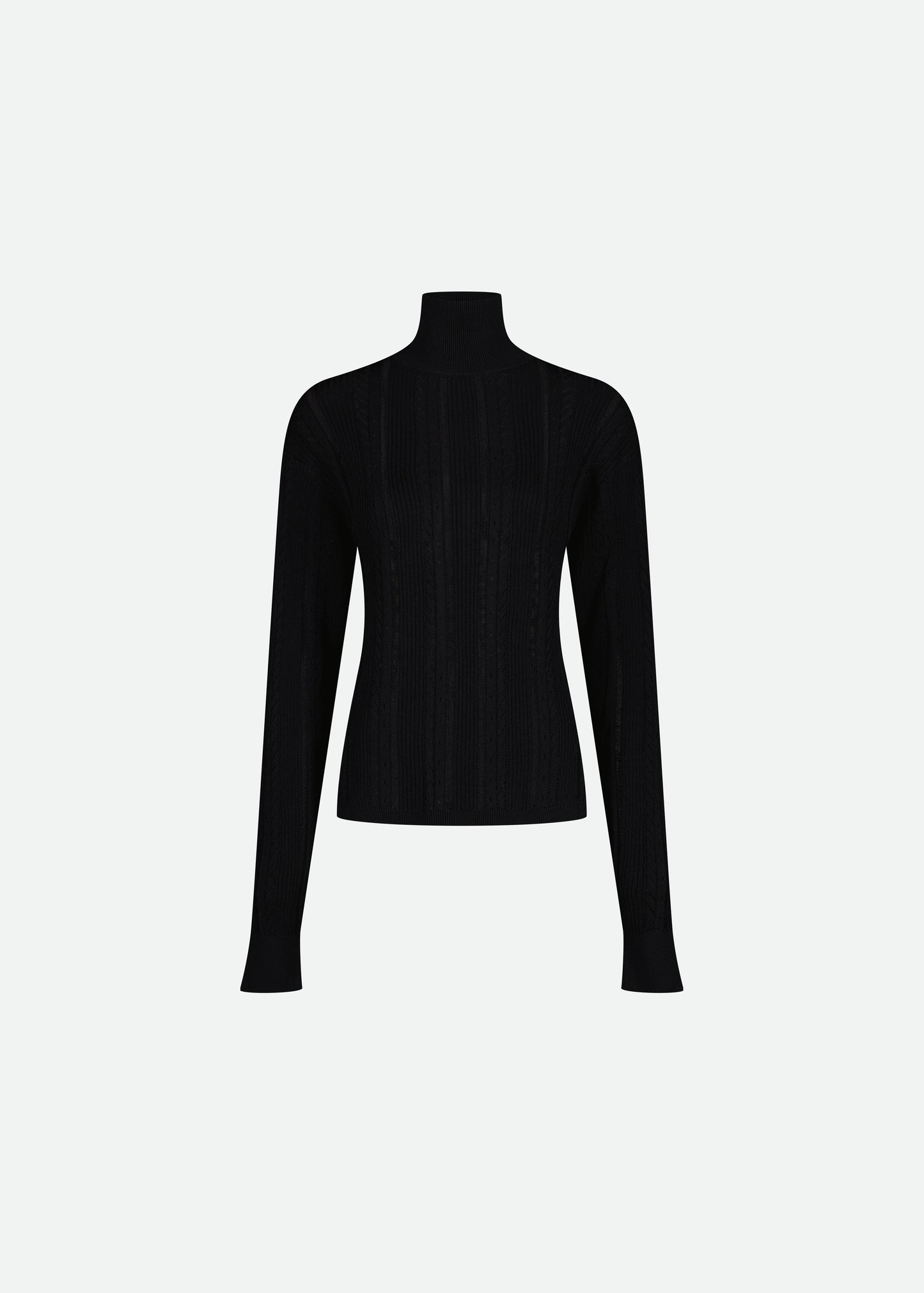 KNIT BLACK TURTLENECK