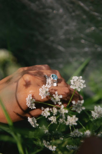 Xana ring topaz silver