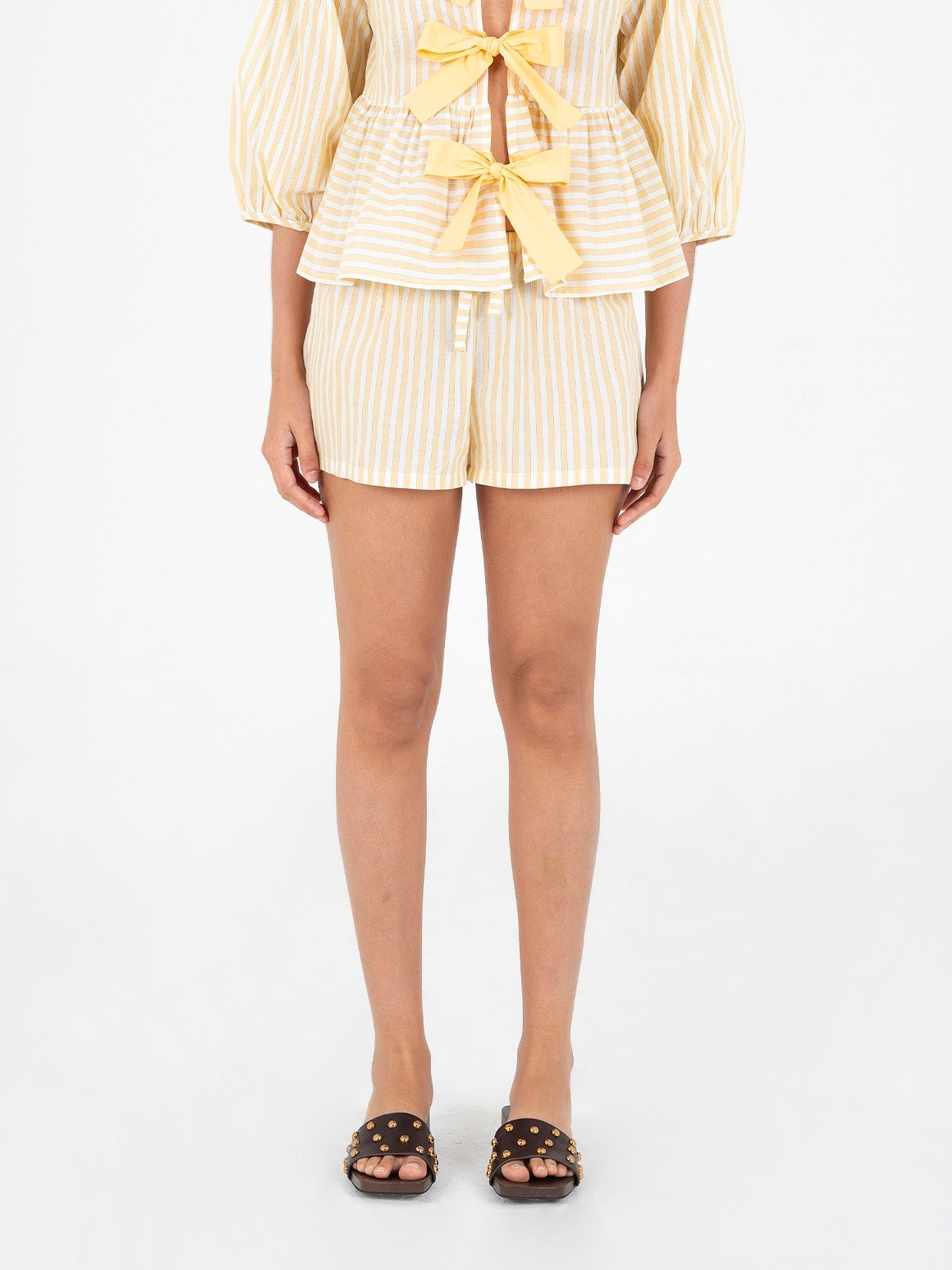 Yellow Striped Spirit Shorts pantalones