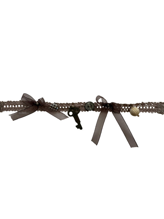 <Item 0002> Grace Chocker