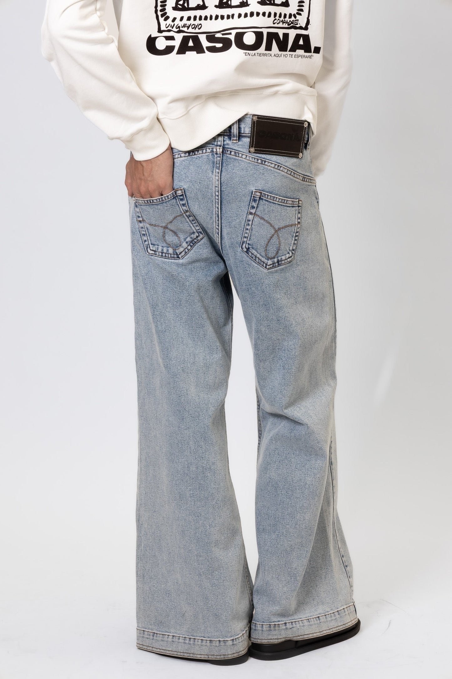 EL RESUELVE JEANS.