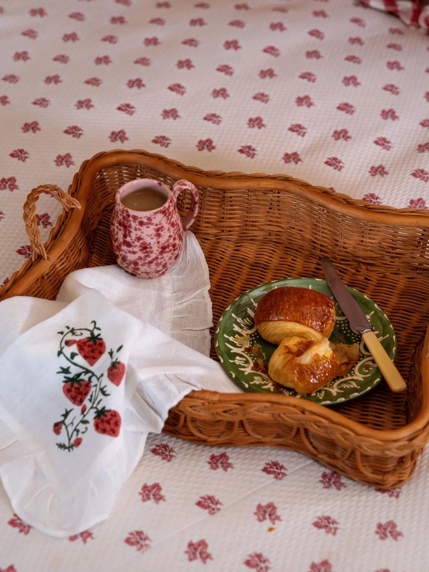 Hadley Tray
