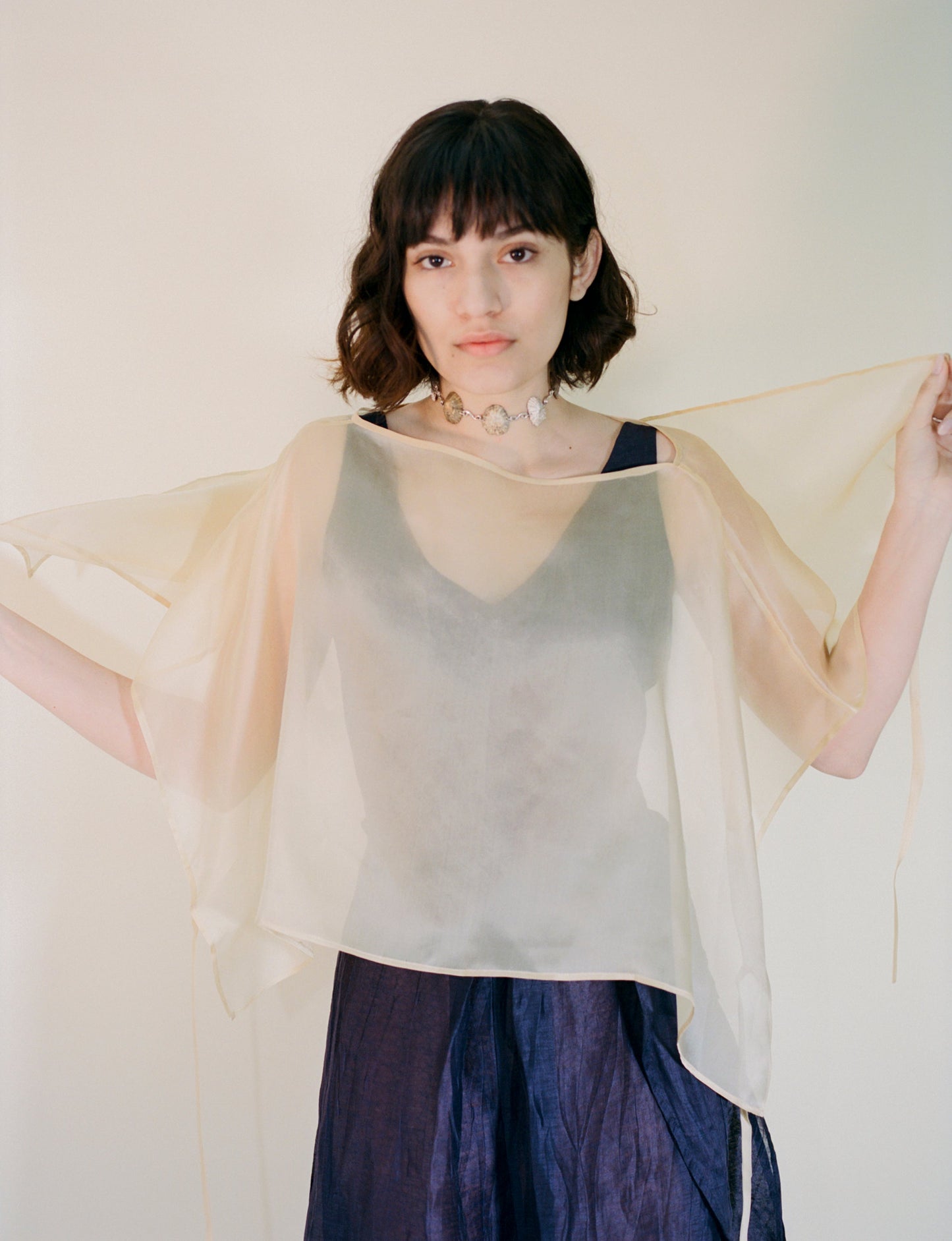 ninfa poncho sand organza wearing