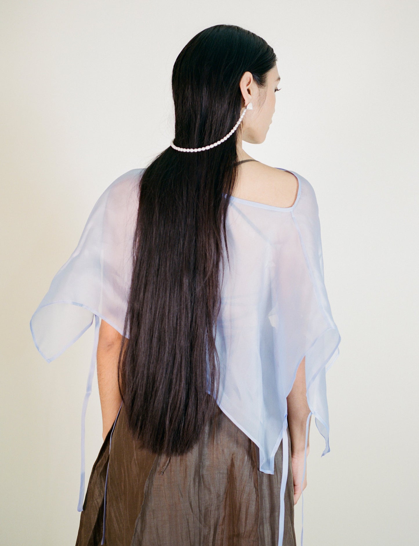 pearl cord earrings details