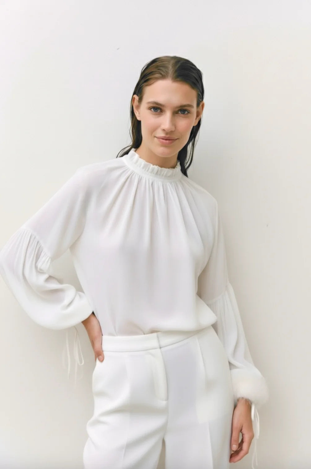 Mia Blouse | White